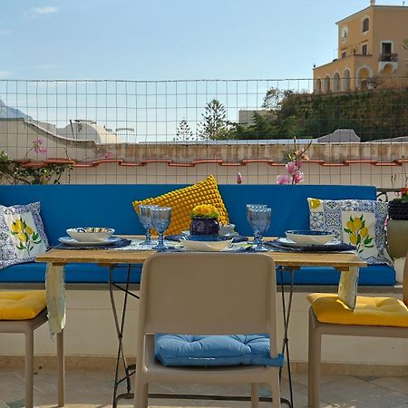 Casa Flavia Positano Center - 5 Minutes To Beach And 4 Air Conditioning Exteriör bild