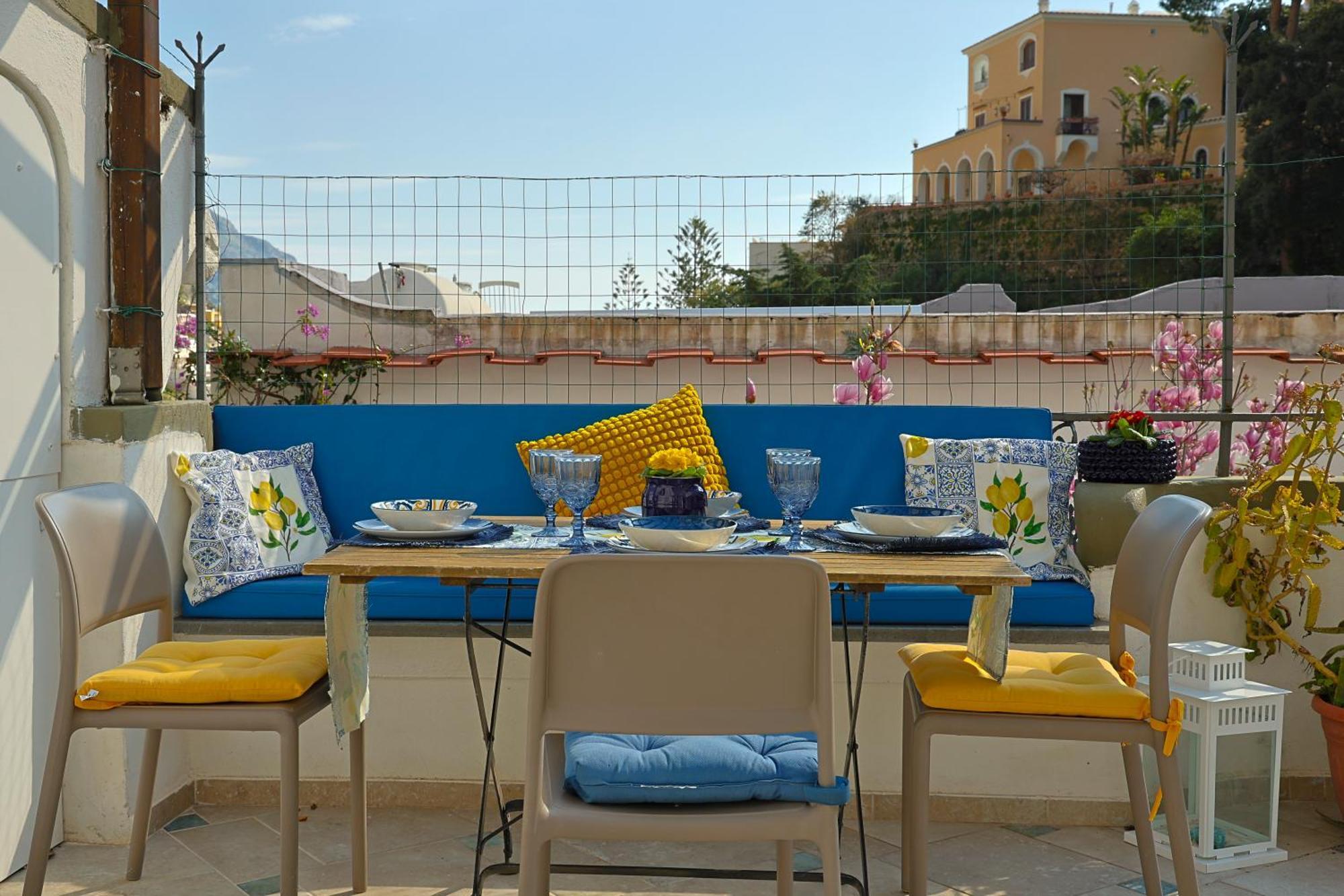 Casa Flavia Positano Center - 5 Minutes To Beach And 4 Air Conditioning Exteriör bild